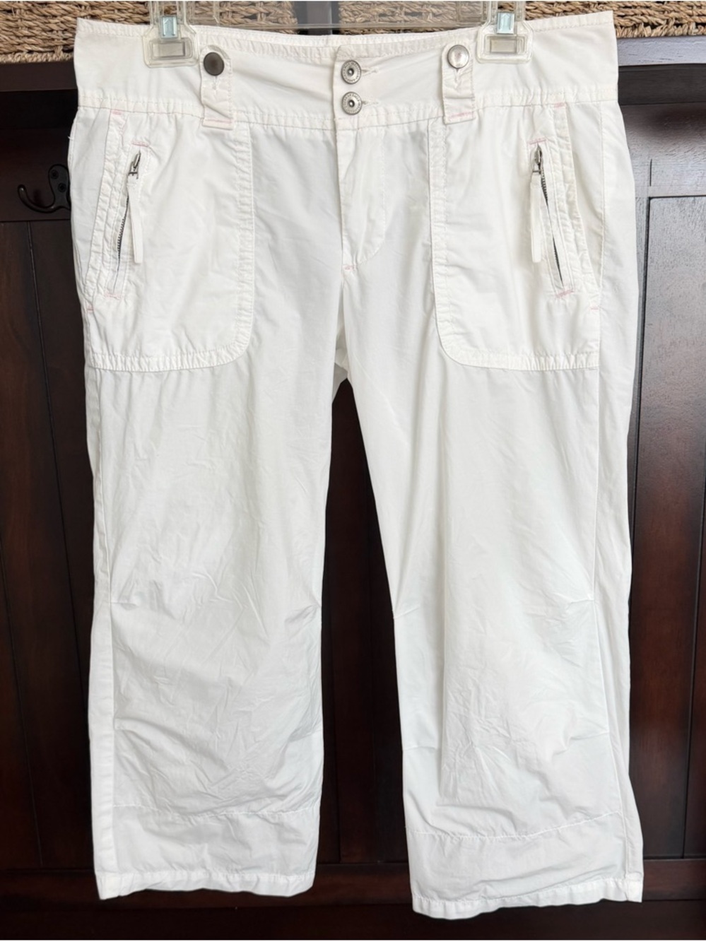 American Eagle Outfitters White Capri Cargo Pants